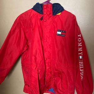 tommy hilfiger windbreaker